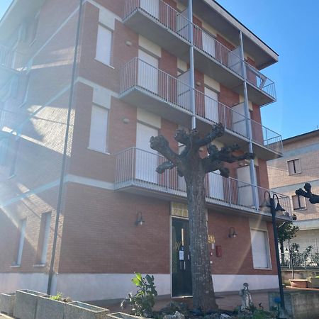 Hotel Ferrara Кьянчано-Терме Экстерьер фото